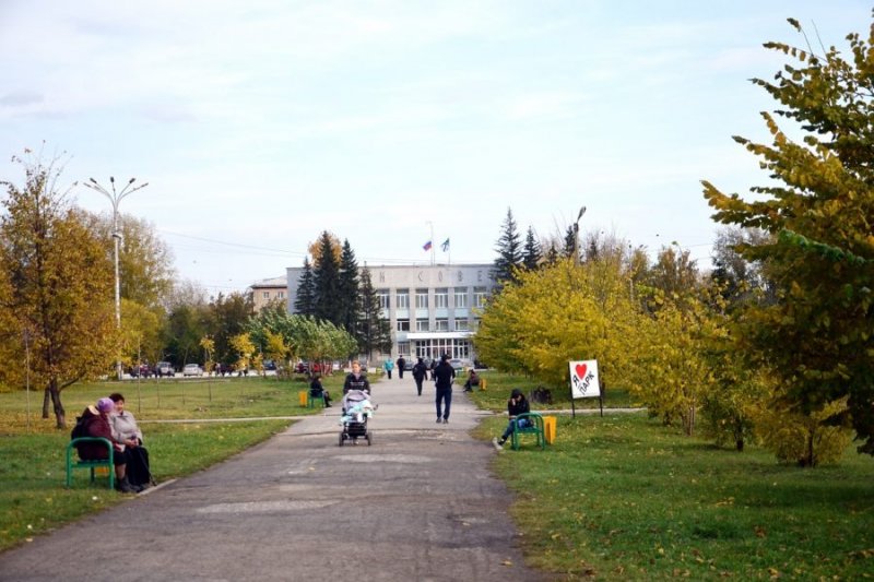 Парк бердск фото. Центральный парк Бердск. Бердск парк в центре. Парк культуры в Бердске. Парк старый Бердск.