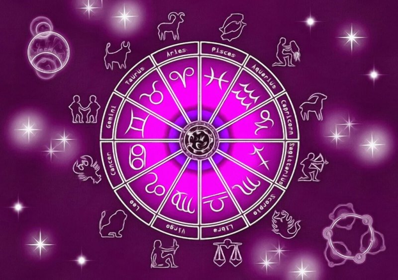 Гороскоп сегодня 25 января 2022 года для всех знаков Зодиака: от чего предостерегают астрологи