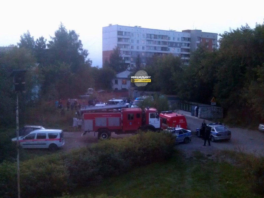 Стрельба по полицейским и пожарным в Новосибирске 3.jpg