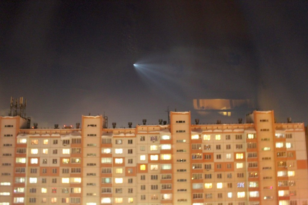 Ракета над новосибирском. МКС Новосибирск в небе. Полет МКС над Новосибирском. Небо над Новосибирском. Ракета над Екатеринбургом.