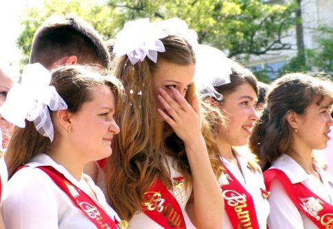 «Последний звонок»  прозвенел для 16 тысяч выпускников школ Новосибирской области