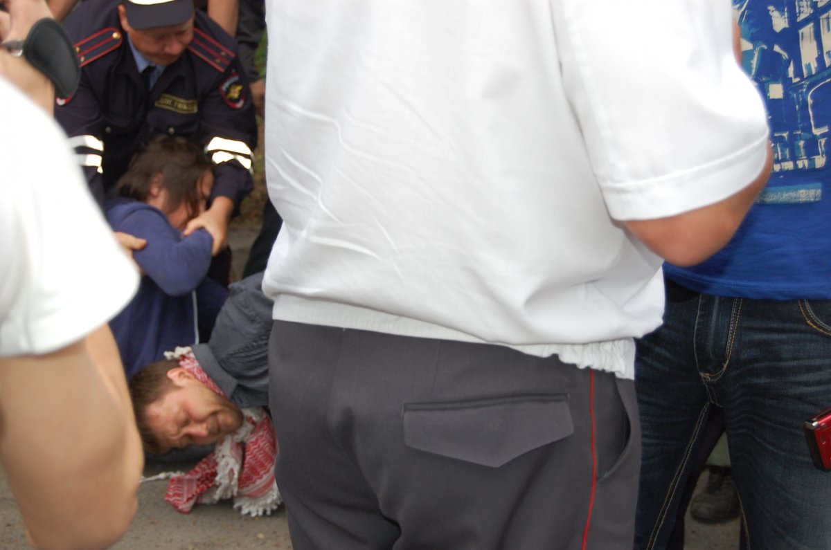 Андрей Терехин снова задержан новосибирской полицией по пути на санкционированный митинг