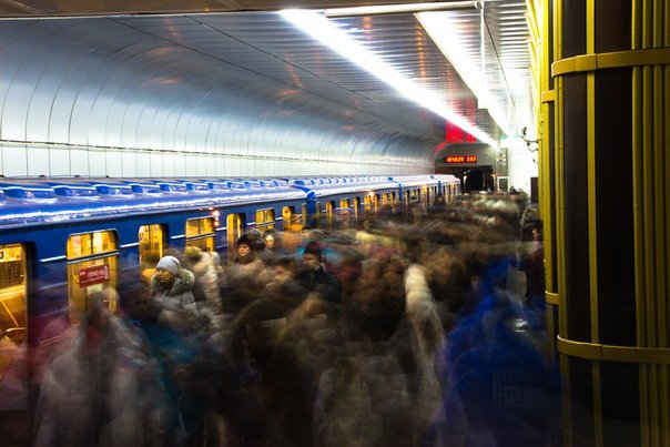 Снегопады загнали новосибирцев в метро