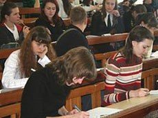 Новосибирские школьники предпочитают обществознание и литературу