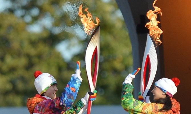 Огонь Олимпиады в Новосибирске прокатят на карете и сноуборде
