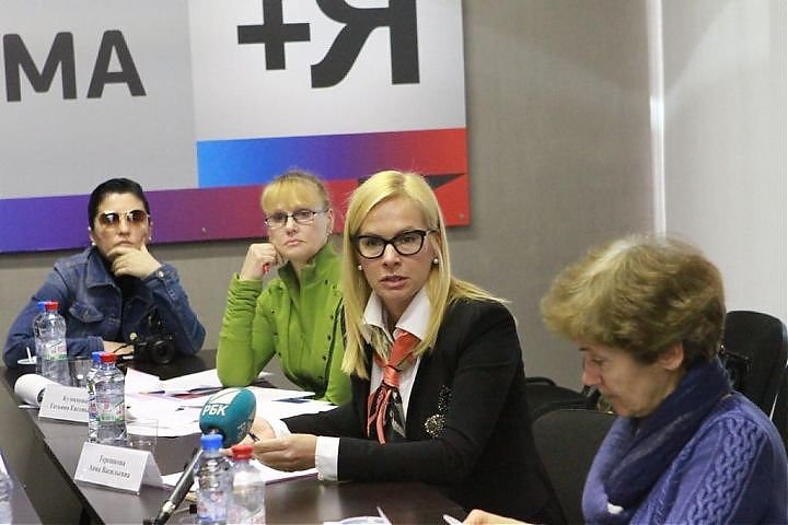 Анна Терешкова приняла предложение Анатолия Локтя