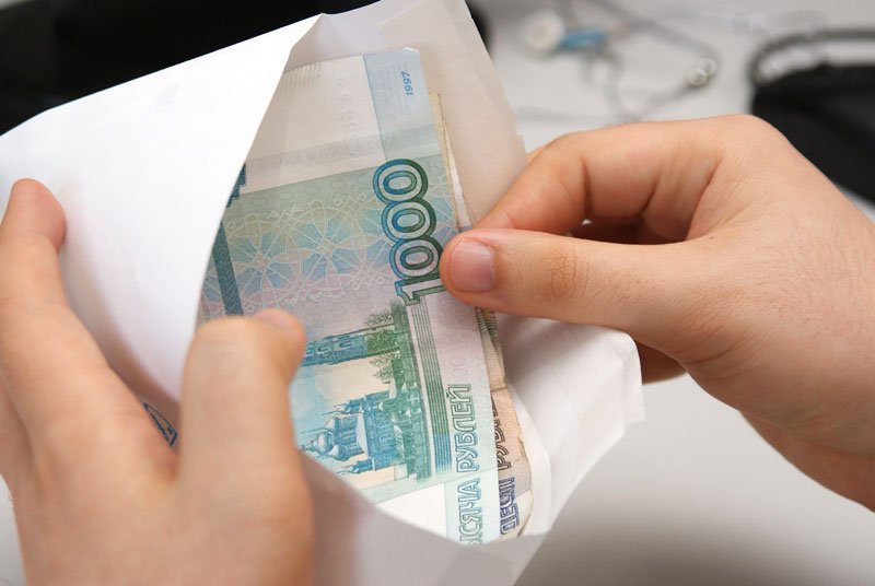 Треть зарплат остается в тени в Новосибирской области