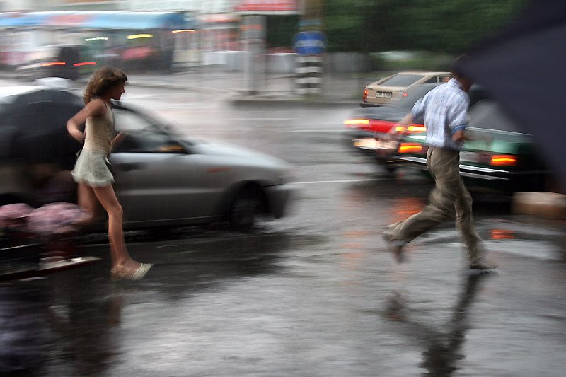 Новосибирцев предупредили о дождях, граде и шквалистом ветре 
