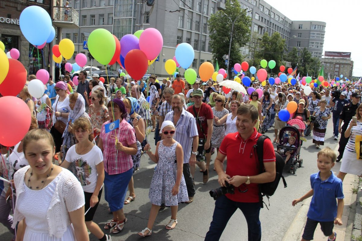 Православные прошлись маршем по центру Новосибирска