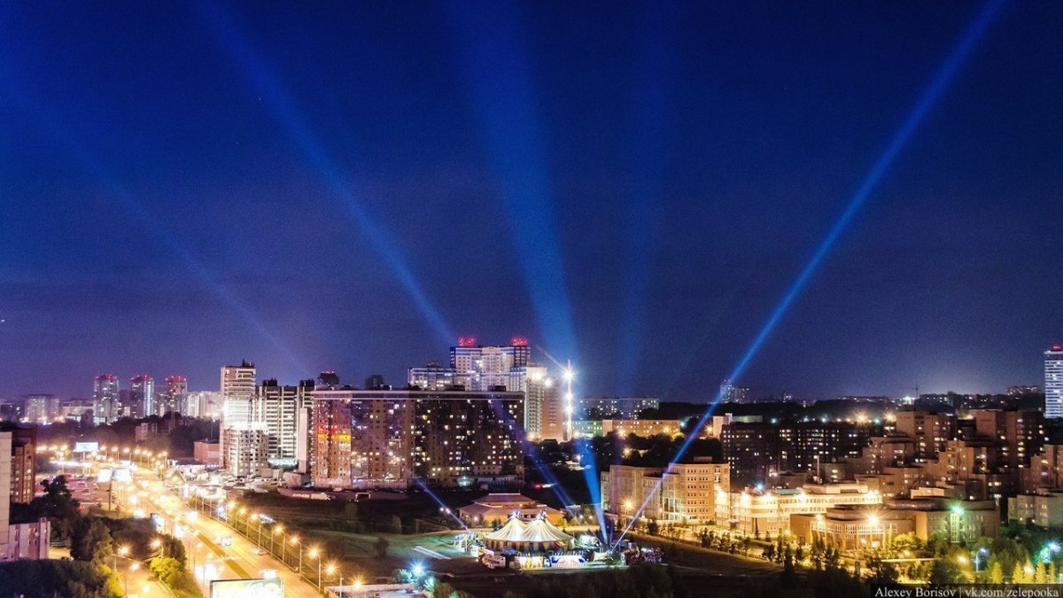 Цирк применил запрещенные лазеры в Новосибирске