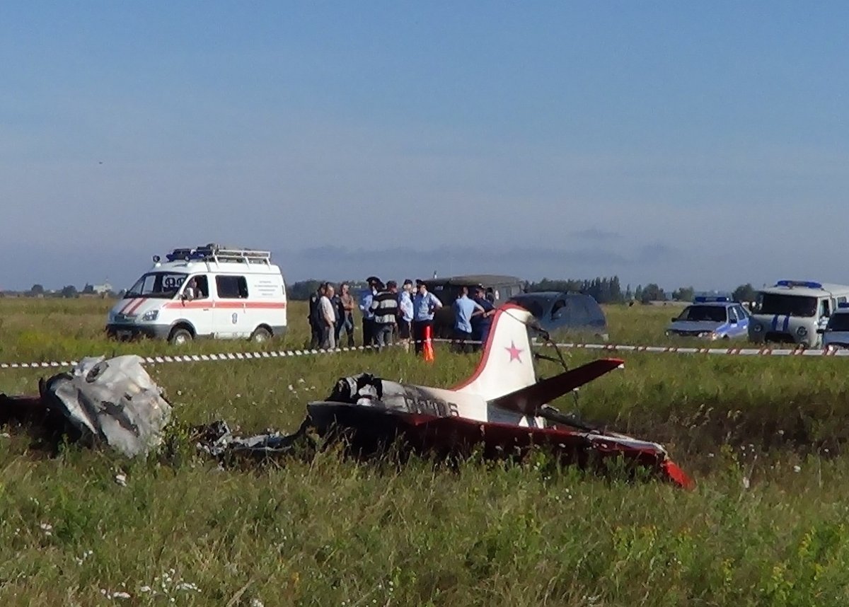 Крушение самолета под Новосибирском: следователи ищут ошибку