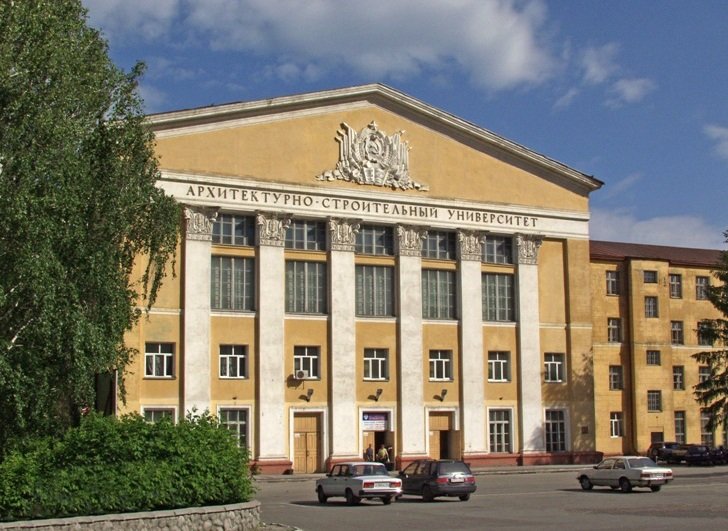 Новосибирскому вузу запретили принимать абитуриентов 