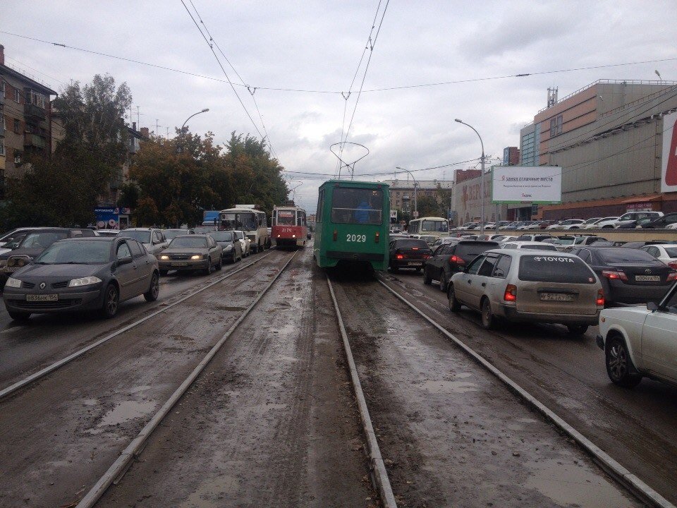 День без авто в Новосибирске оказался обычным понедельником