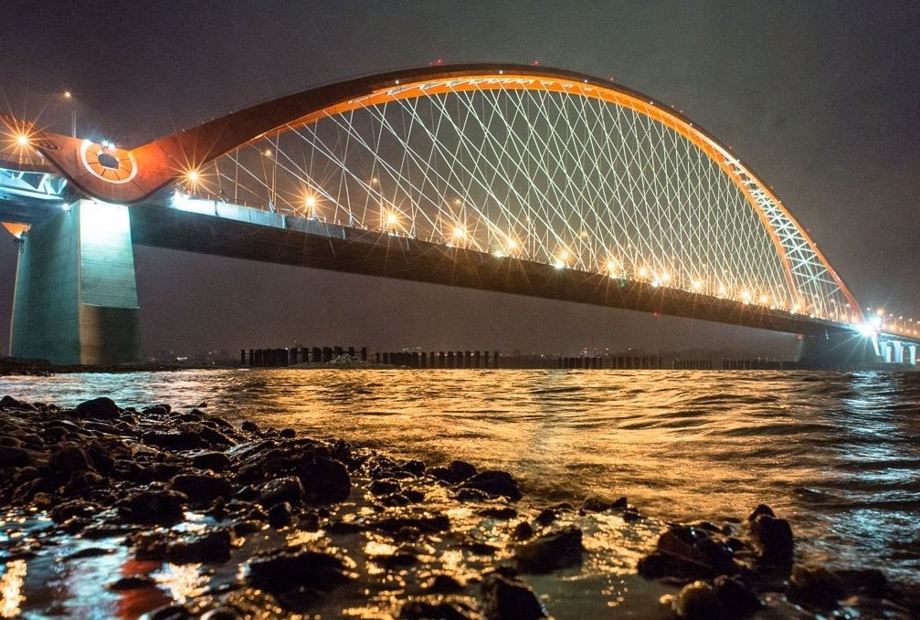 Новый мост разделил новосибирцев