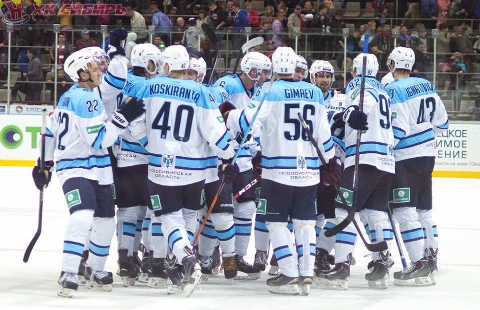 Хоккейная «Сибирь» добыла долгожданную победу