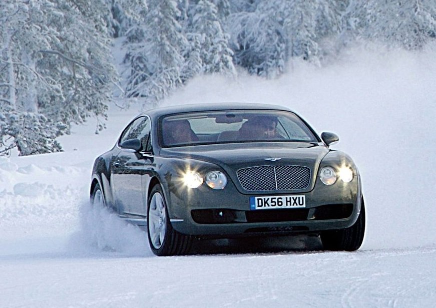 Владельца Bentley заставили заплатить транспортный налог