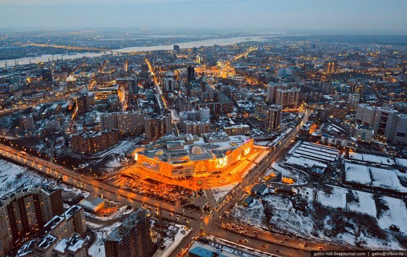 Десятки дефектов теплосетей увидели с воздуха в Новосибирске