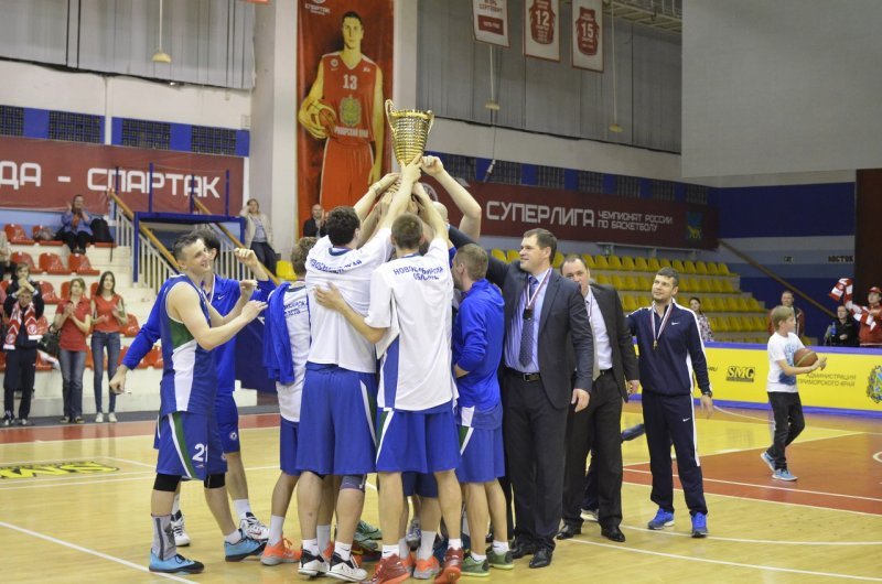 «Новосибирск» стал чемпионом баскетбольной Суперлиги