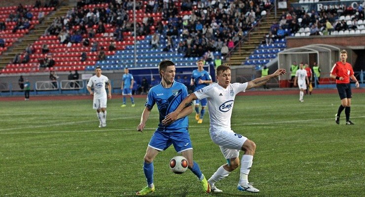 Футбольная «Сибирь» проиграла воронежскому «Факелу»