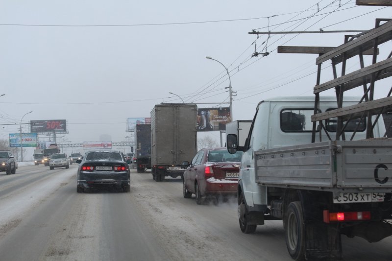 Самые большие за 2,5 года пробки возникли в Новосибирске