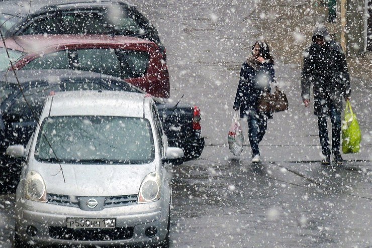 Потепление пришло в Новосибирск со снегом и метелями