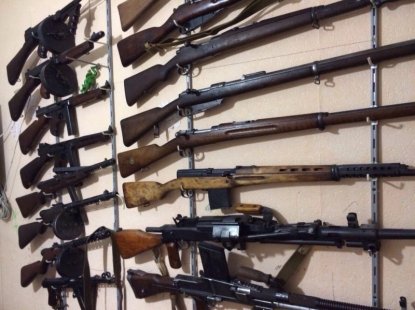 Пулеметы и автоматы изъяли у преступной группы в Новосибирске