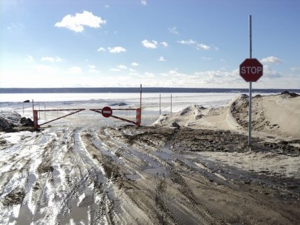 Вторую ледовую переправу закрыли в Новосибирской области