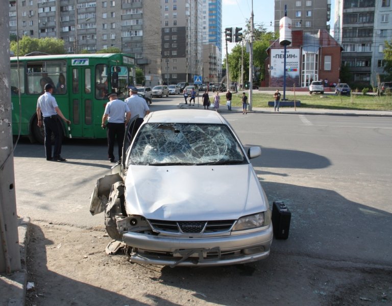 Один из трех сбитых в Новосибирске детей умер в больнице