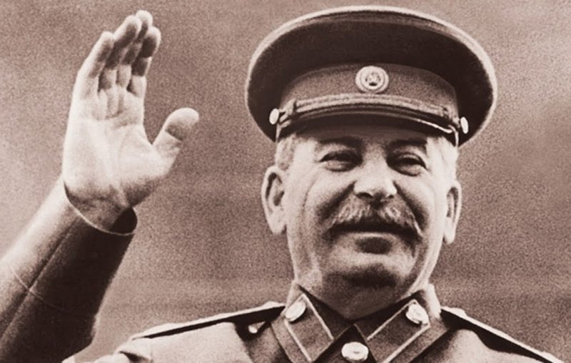 Бюст Сталина предложили установить в сквере около мэрии