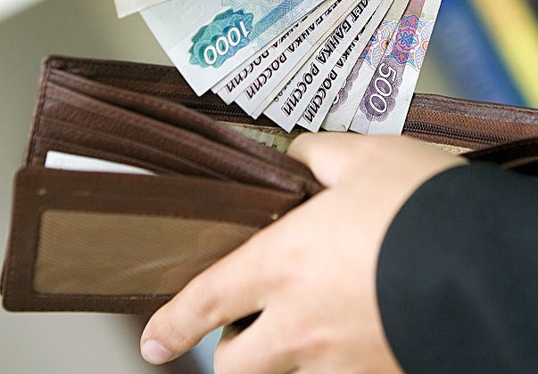 Средняя зарплата новосибирцев поднялась почти на 400 рублей 