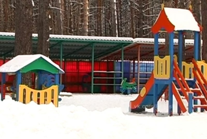 Суд признал опасность игрового комплекса в детском саду