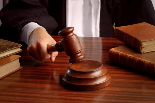 Новосибирец попал под уголовное дело за мат в адрес судьи