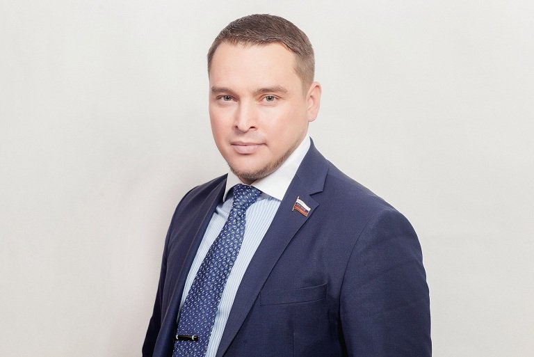 Шестаков снялся с выборов из-за низкого рейтинга