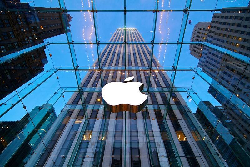 Новосибирская компания готова сделать гибкий экран для Apple