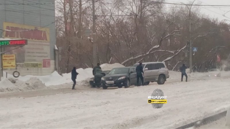 Полиция разыскивает очевидцев перестрелки в Новосибирске