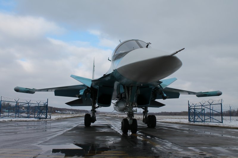 Воздушно-космические силы ждут 16 бомбардировщиков Су-34
