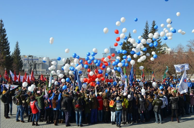 «Кричите «Россия»: Новосибирск отпраздновал «Крымскую весну»