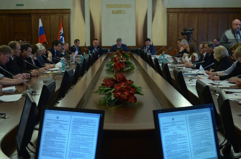 Новосибирские депутаты «ответственно» раскрыли доходы