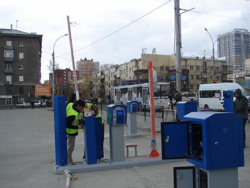 Первая платная стоянка будет брать по 20 рублей в час