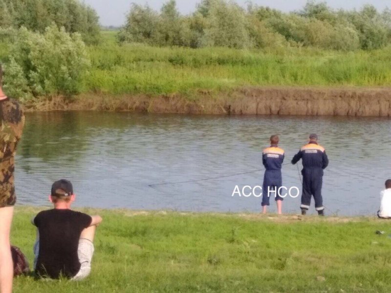 Молодой парень утонул на середине реки Чаус