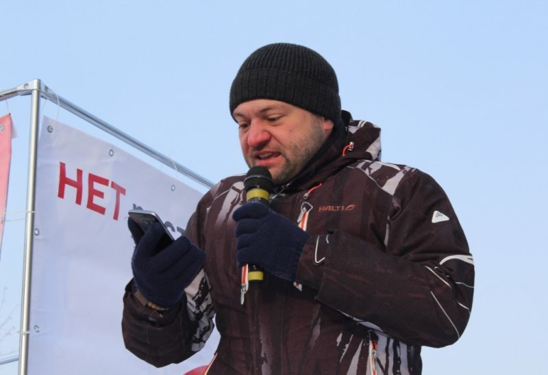 Глава штаба Навального пошел на довыборы в Заксобрание