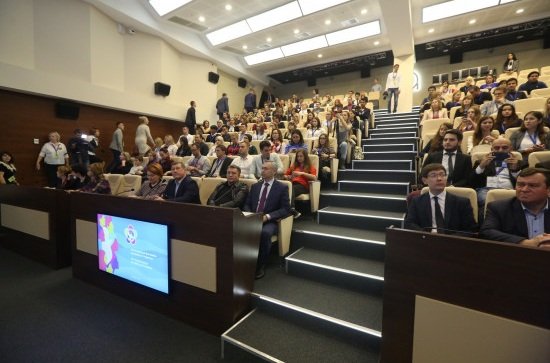 Всемирный фестиваль молодежи и студентов затронул Новосибирск