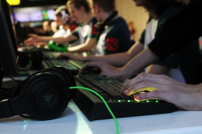 Атака на стуле: как геймеры становятся киберспортсменами