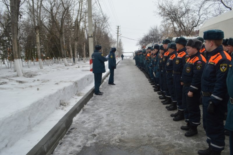 Новосибирские спасатели уехали бороться с паводком на Алтай