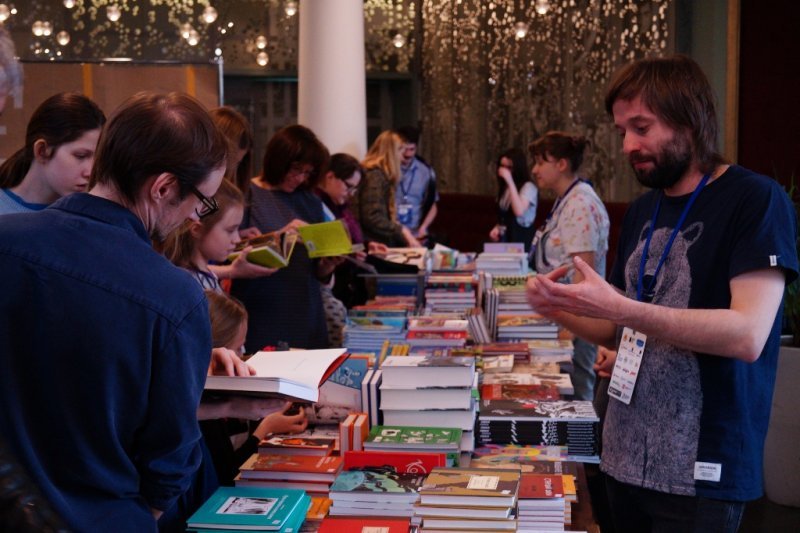 Мыши и число Пи: фестиваль «Другие книги» в Новосибирске 