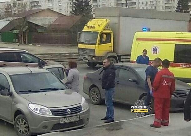 Тело застреленного мужчины нашли в машине у Ленинского рынка