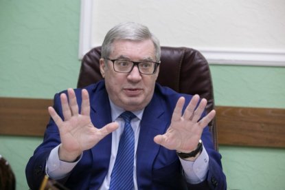 Единороссы осудили Толоконского за «политический шантаж»
