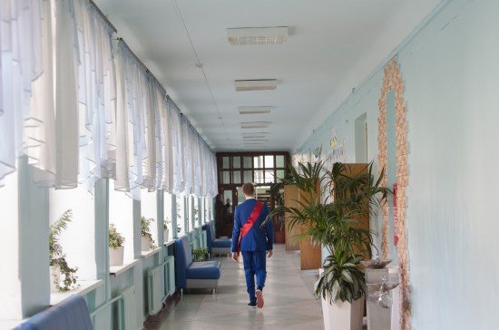 «Последние звонки» начались в Новосибирской области