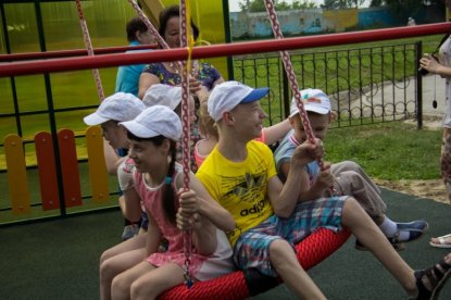 Площадку для детей-инвалидов открыли с ХК «Сибирь»
