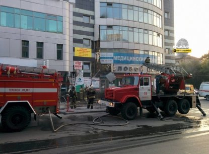 Сотрудников делового центра «Геос» эвакуировали из-за пожара